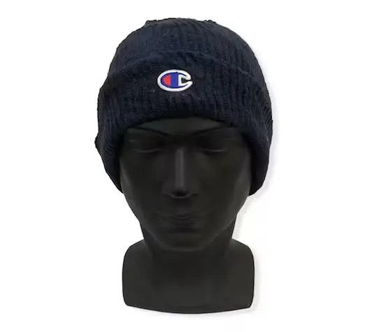 Champion Vintage ChampionSmall Logo Beanie Hat Size ONE SIZE - 1 Thumbnail