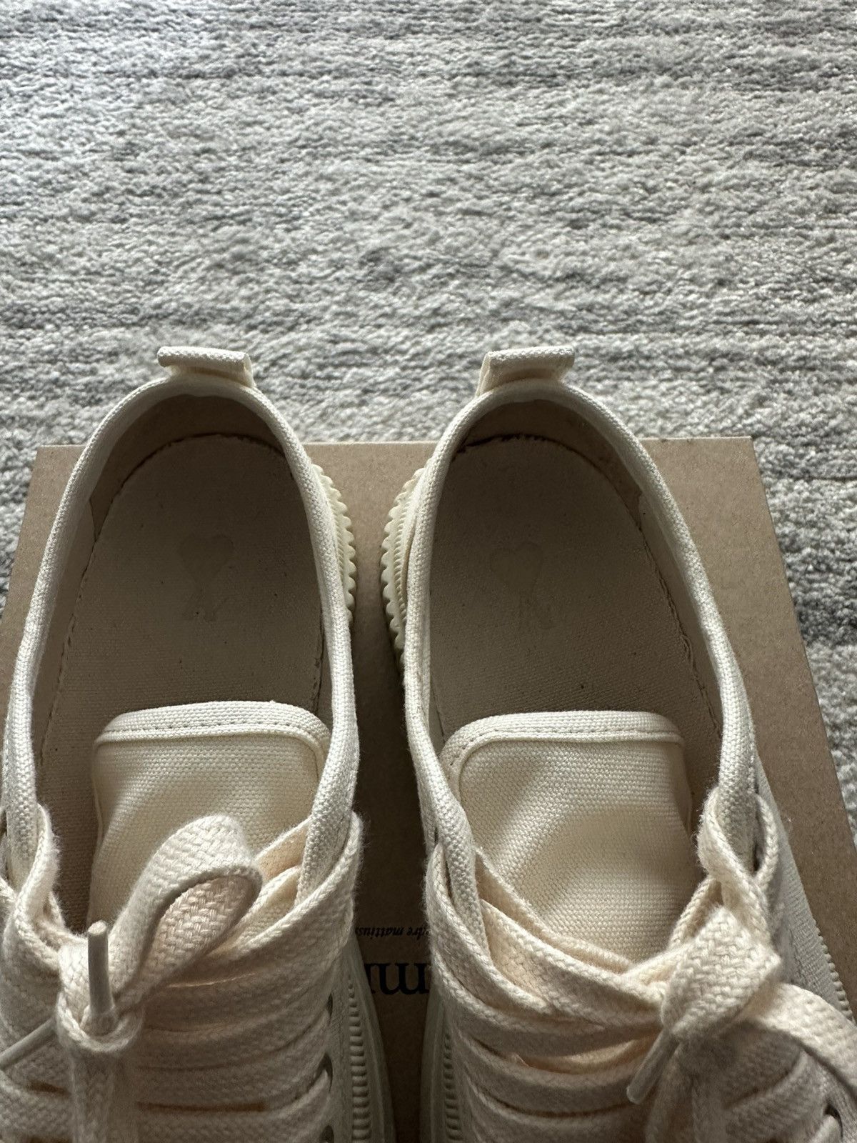 AMI Ami Low Top sneakers 37 Size US 6 / IT 36 - 2 Thumbnail