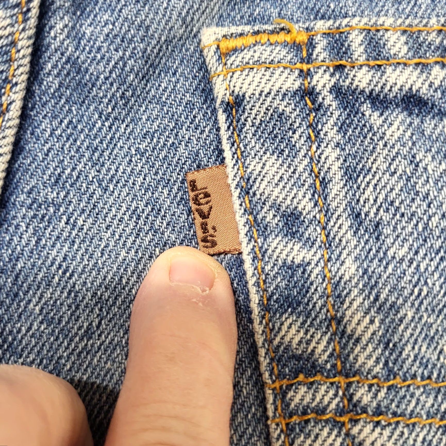 Levi's VINTAGE Levi's 505 Jeans Men’s 36x30 Blue Relaxed Fit Brown Tab Made In USA Jeans Mens 36x30 Blue Relaxed Fit 505 USA 90s Size US 36 / EU 52 - 6 Thumbnail