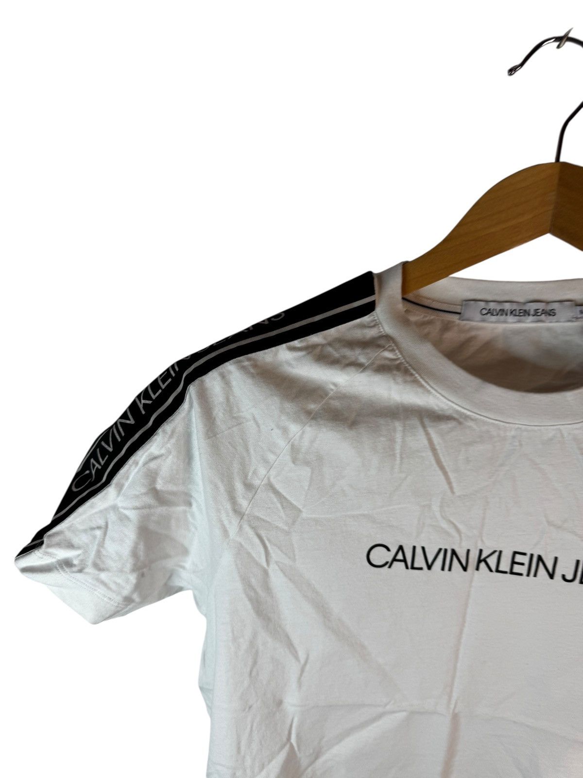 Calvin Klein Calvin Klein white tee center logo Size US M / EU 48-50 / 2 - 6 Thumbnail