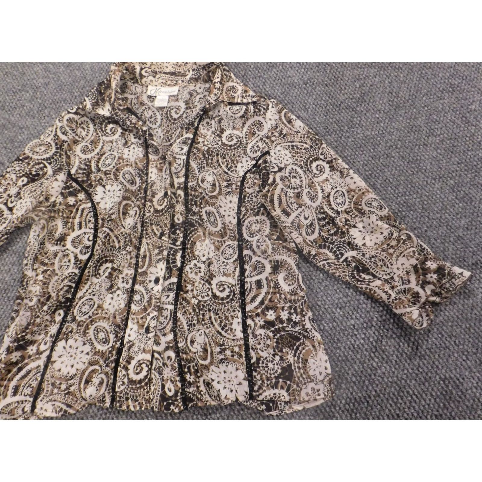 Vintage Dressbarn Womens Blouse Button-Up Long Sleeve Brown Floral Casual L Size Brown Pattern Floral Ruffle Accent Womens Regular Button-Up Shirt Size L / US 10 / IT 46 - 3 Thumbnail