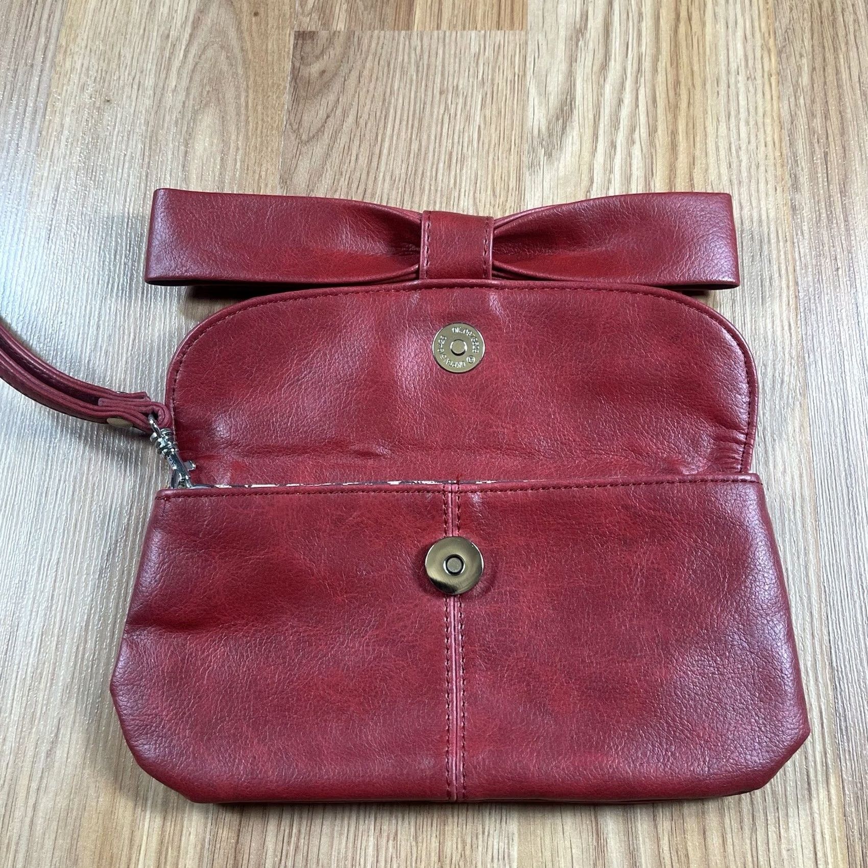 Aldo Aldo Burgundy Leather Credit Card Pouch Hand Purse Wallet Bow Pouch Wallet Women Designer 8 x 4 in Size ONE SIZE - 3 Thumbnail