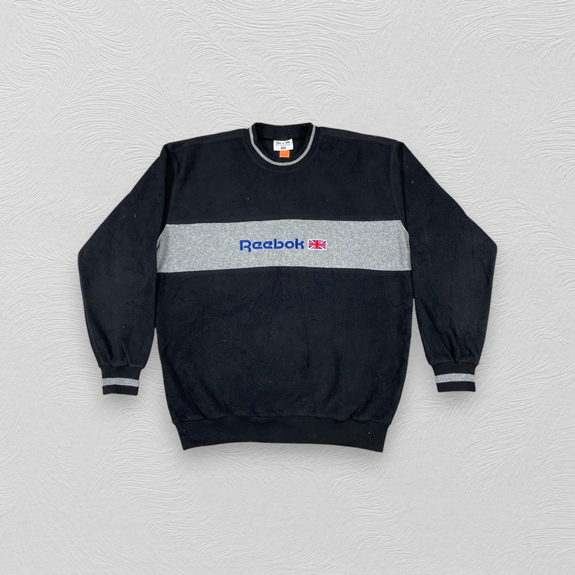 Reebok Vintage Y2K Reebok Embroidered Center Logo Sweatshirt- J506 Size US M / EU 48-50 / 2 - 1 Thumbnail