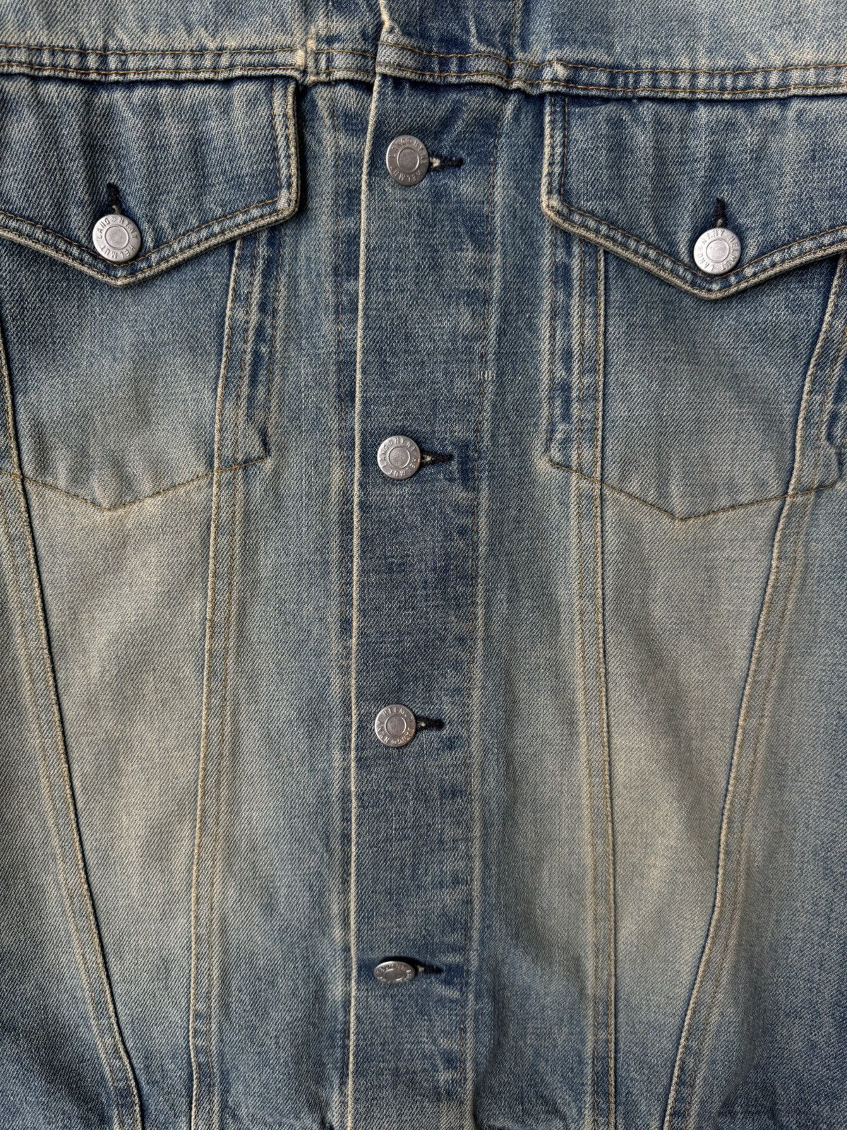 Helmut Lang Helmut Lang 2000's Sanded Denim Type III Trucker Jacket Size US L / EU 52-54 / 3 - 2 Thumbnail