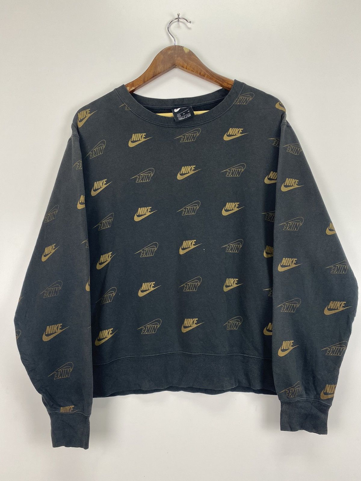 Nike Nike All Logo sweatshirt Size US XL / EU 56 / 4 - 6 Thumbnail