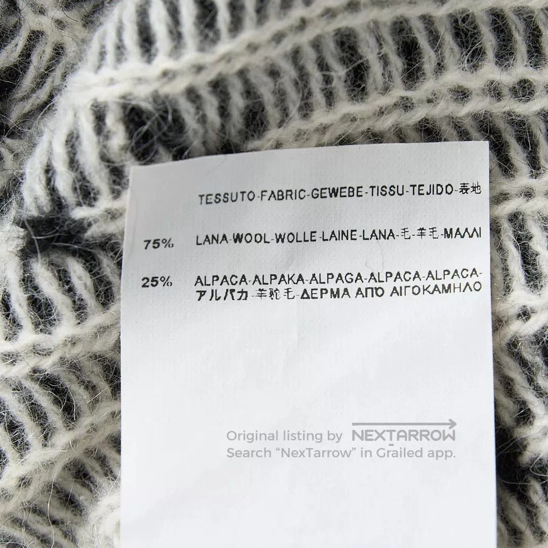 Saint Laurent Paris Saint Laurent Men's Checked Jacquard Sweater. Size US S / EU 44-46 / 1 - 7 Thumbnail