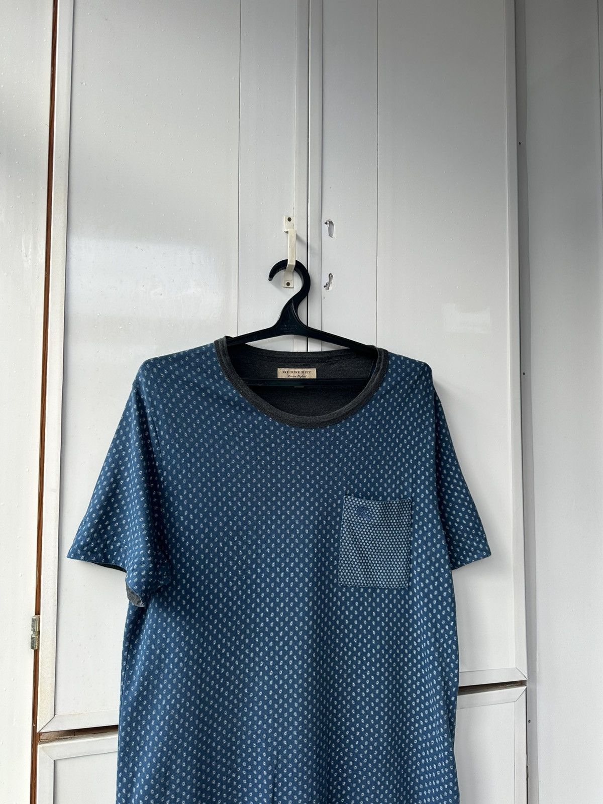 Burberry Vintage Monogram Burberry T-shirt Size US L / EU 52-54 / 3 - 4 Thumbnail