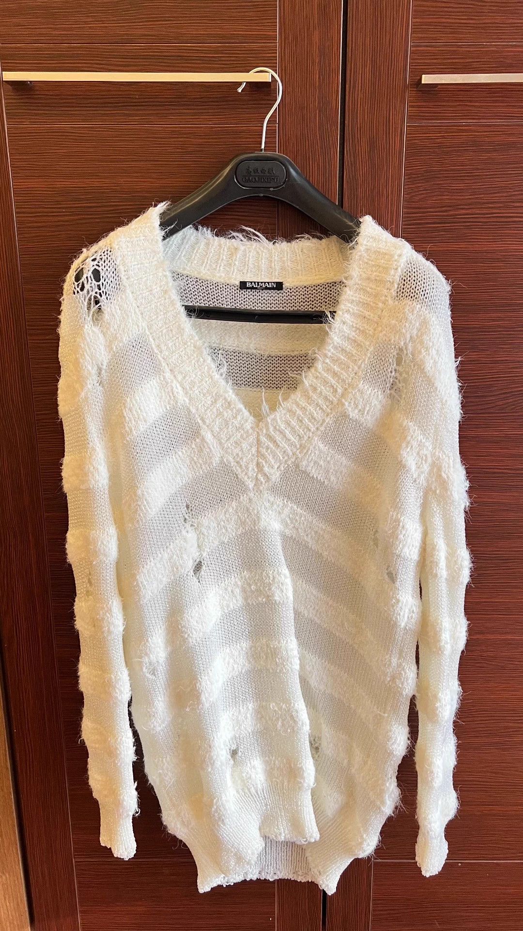 Balmain Balmain Women's Worn once Pullover Sweater Size XS / US 0-2 / IT 36-38 - 1 Thumbnail