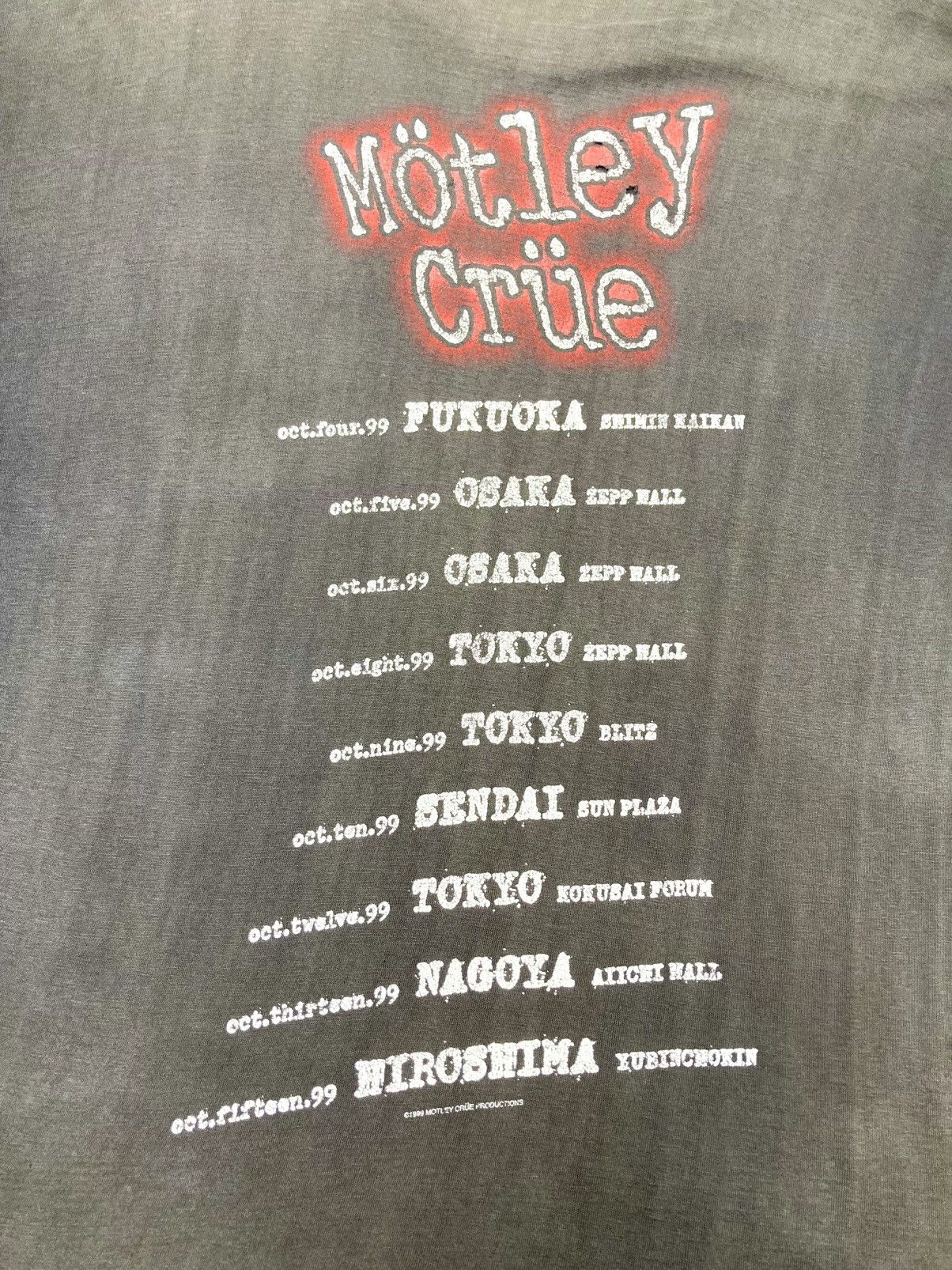 Band Tees Vintage Sun Faded 90s Motley Crue Japan Tour Size US L / EU 52-54 / 3 - 4 Thumbnail