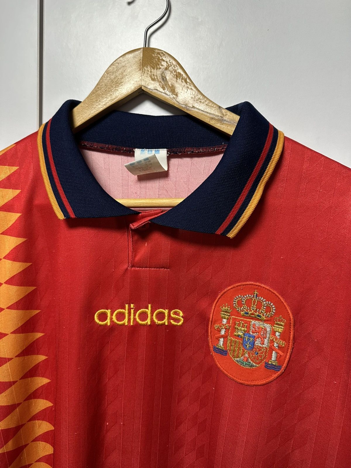 Adidas Spain 1994 1996 Jersey Football Adidas Vintage Soccer Size US M / EU 48-50 / 2 - 3 Thumbnail