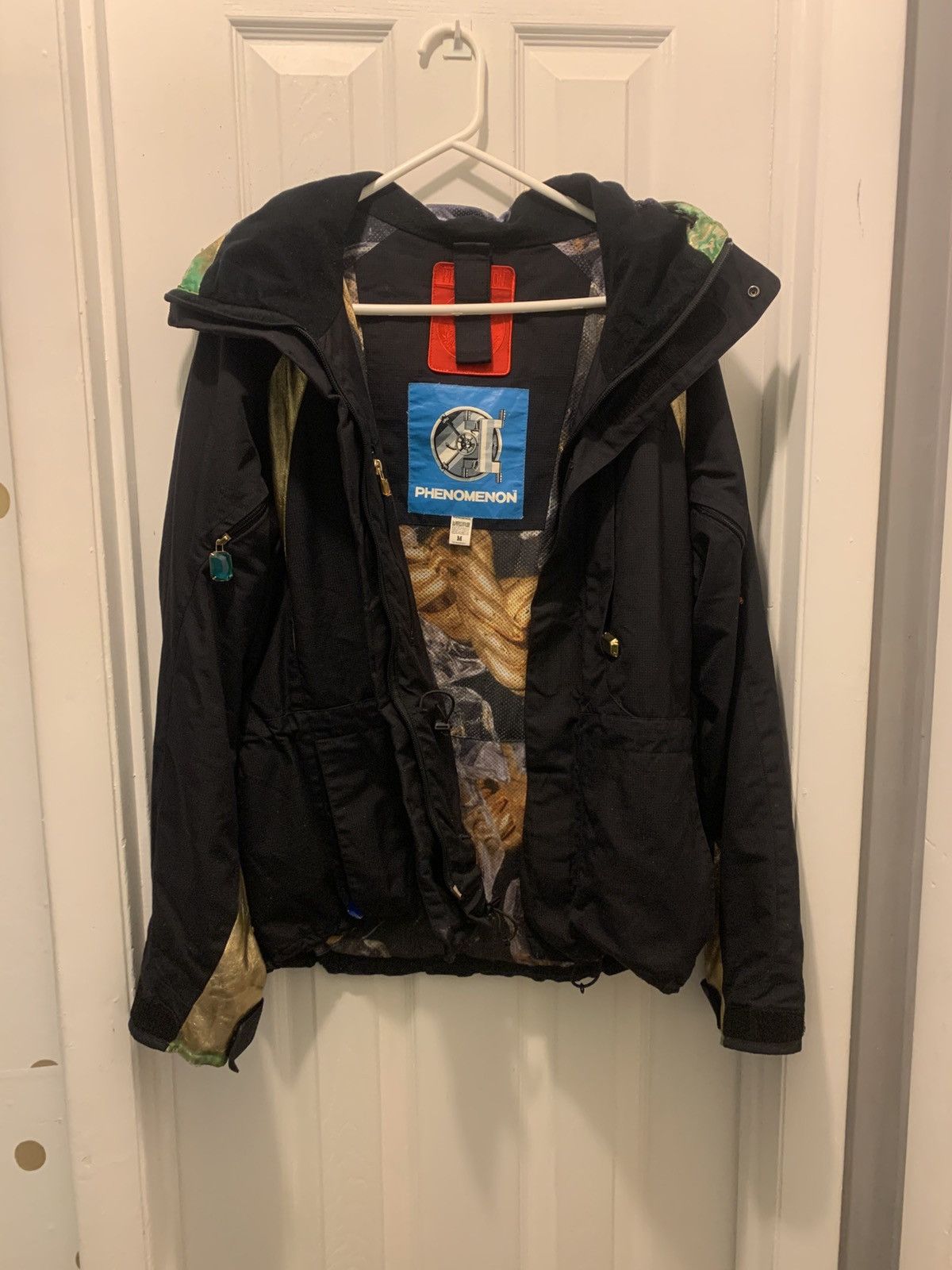 07 PHENOMENON black and gold jewel parka