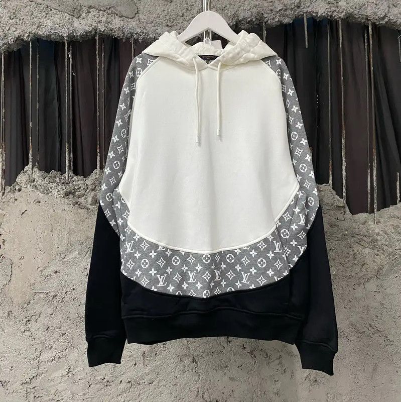Louis Vuitton Louis Vuitton Color-Block Long Sleeve Hoodie 0089 Size US M / EU 48-50 / 2 - 1 Thumbnail