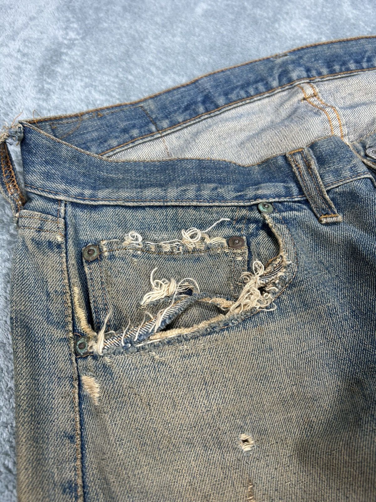 Levi's Vintage Clothing Vintage Levi’s 501 Red Line Distressed Denim Jeans S0112 Size US 34 / EU 50 - 7 Thumbnail