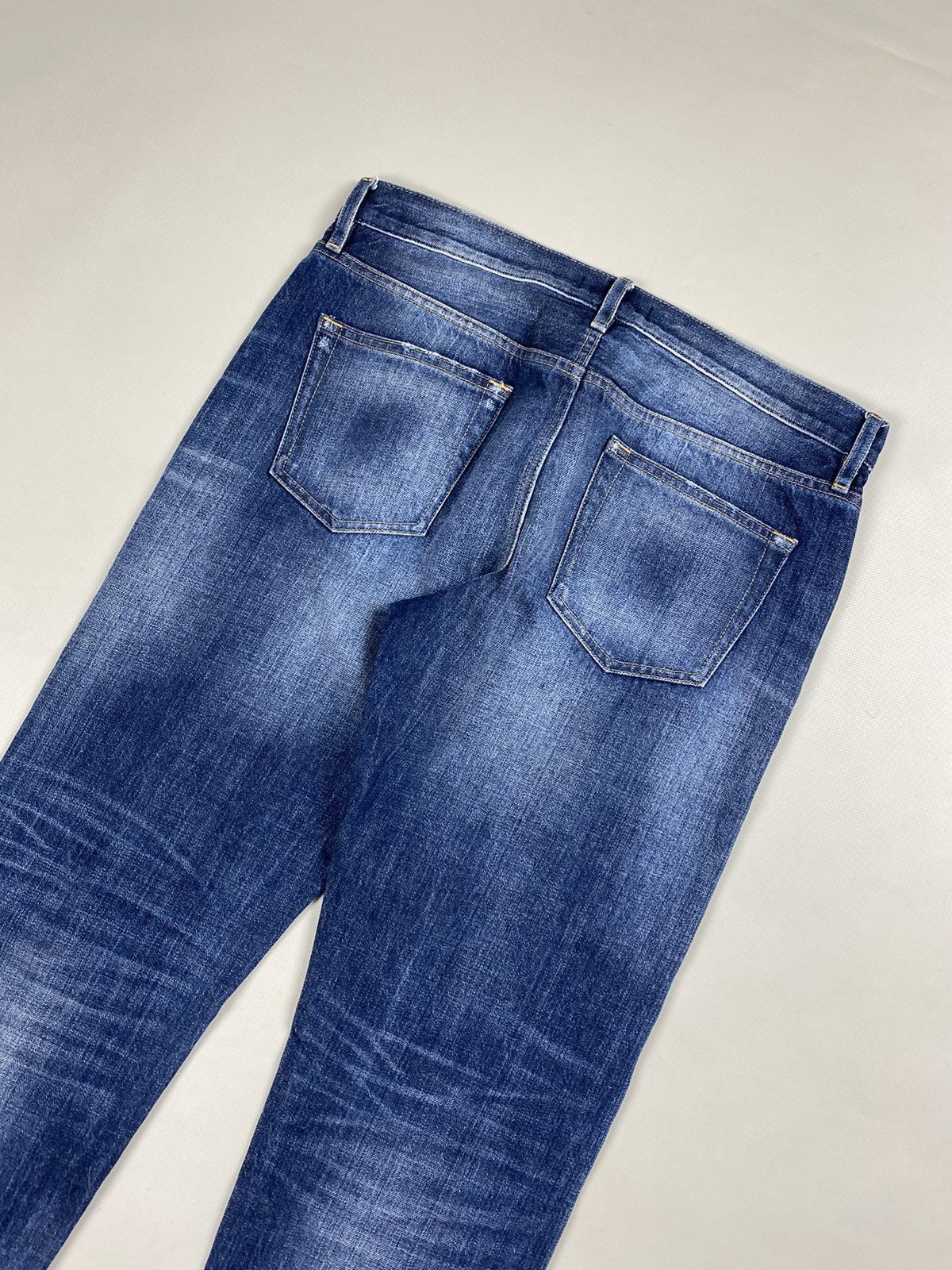 Uniqlo Uniqlo Japanese Selvedge denim men’s boyfriend tapered jeans Size US 27 - 19 Thumbnail