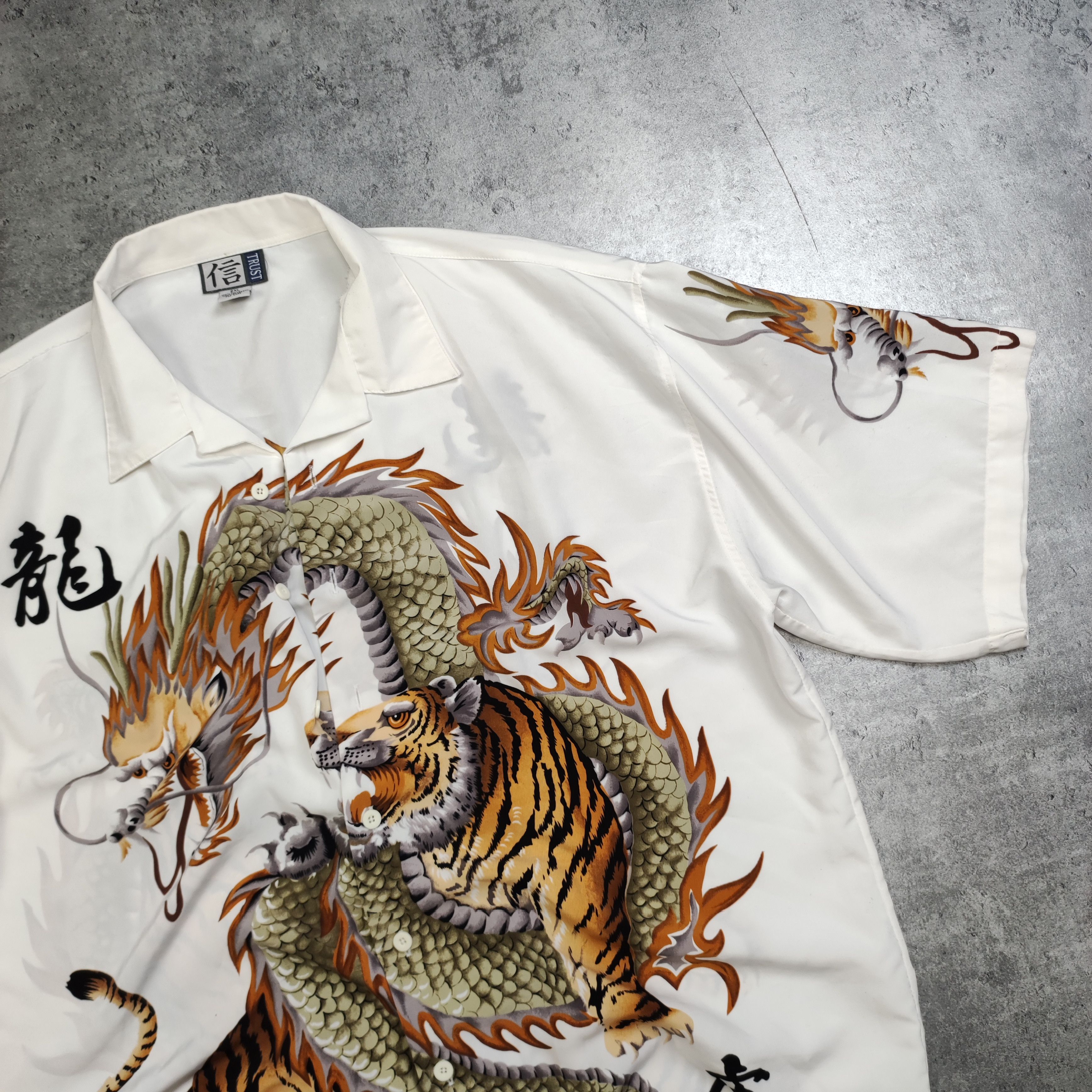 Japanese Brand × Vintage RARE y2k 00s HipHop Rap Japanese Dragon White Shirt Size US XXL / EU 58 / 5 - 5 Thumbnail