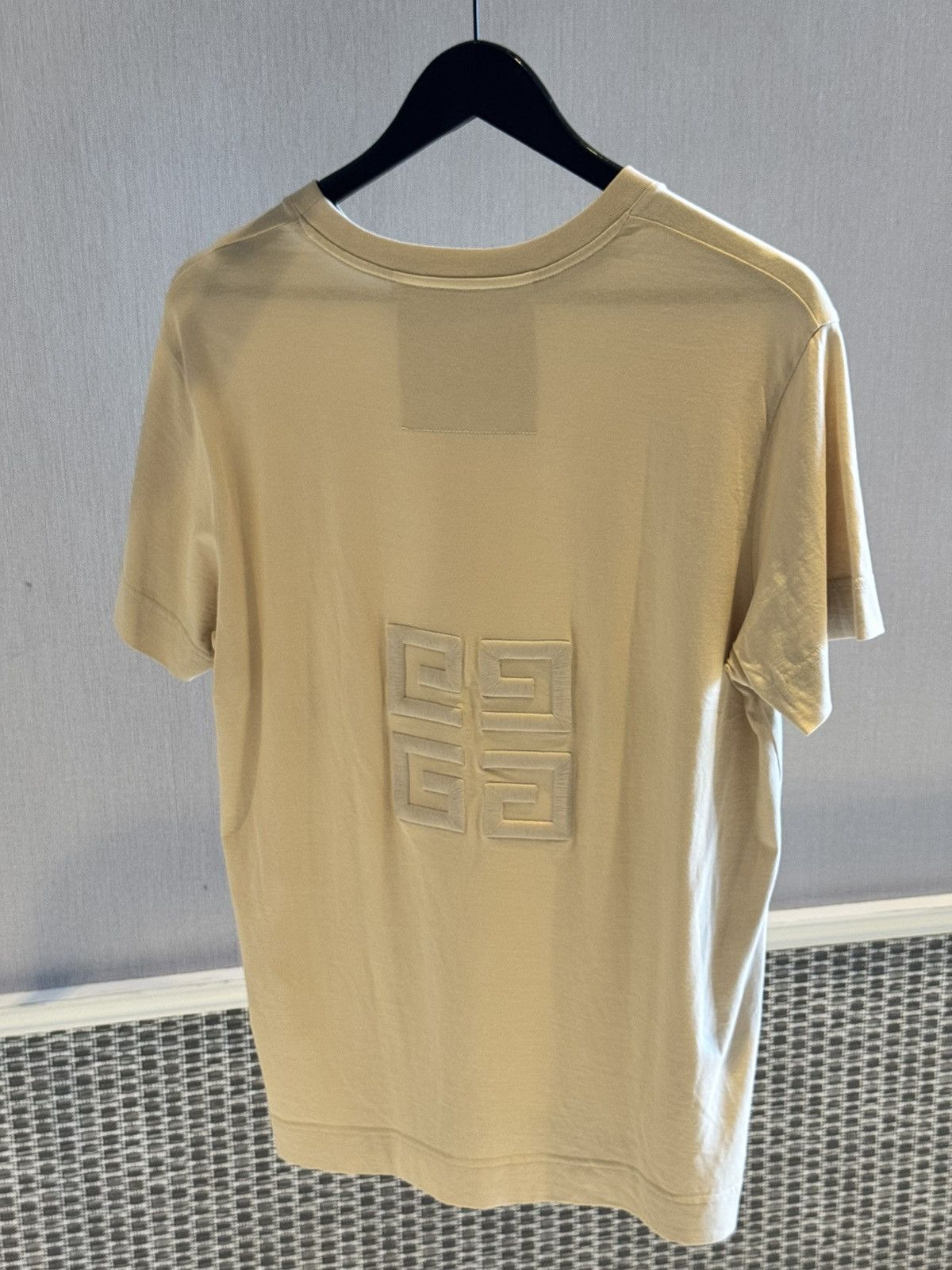 Givenchy Givenchy 4G logo Tee Size US S / EU 44-46 / 1 - 3 Thumbnail