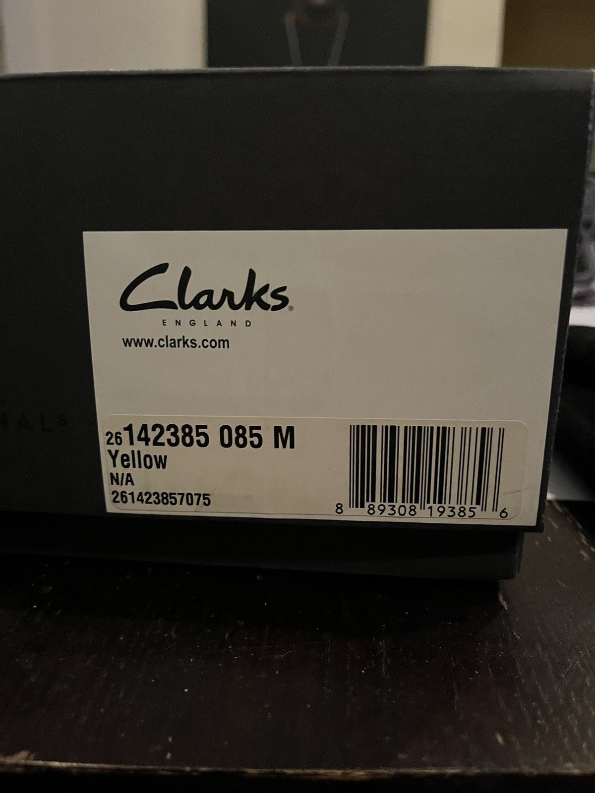 Clarks × Wu-Tang Clan Clarks Wallabees Wu-tang 36Chambers Anni Yellow. Pre-release Size US 8.5 / EU 41-42 - 10 Thumbnail