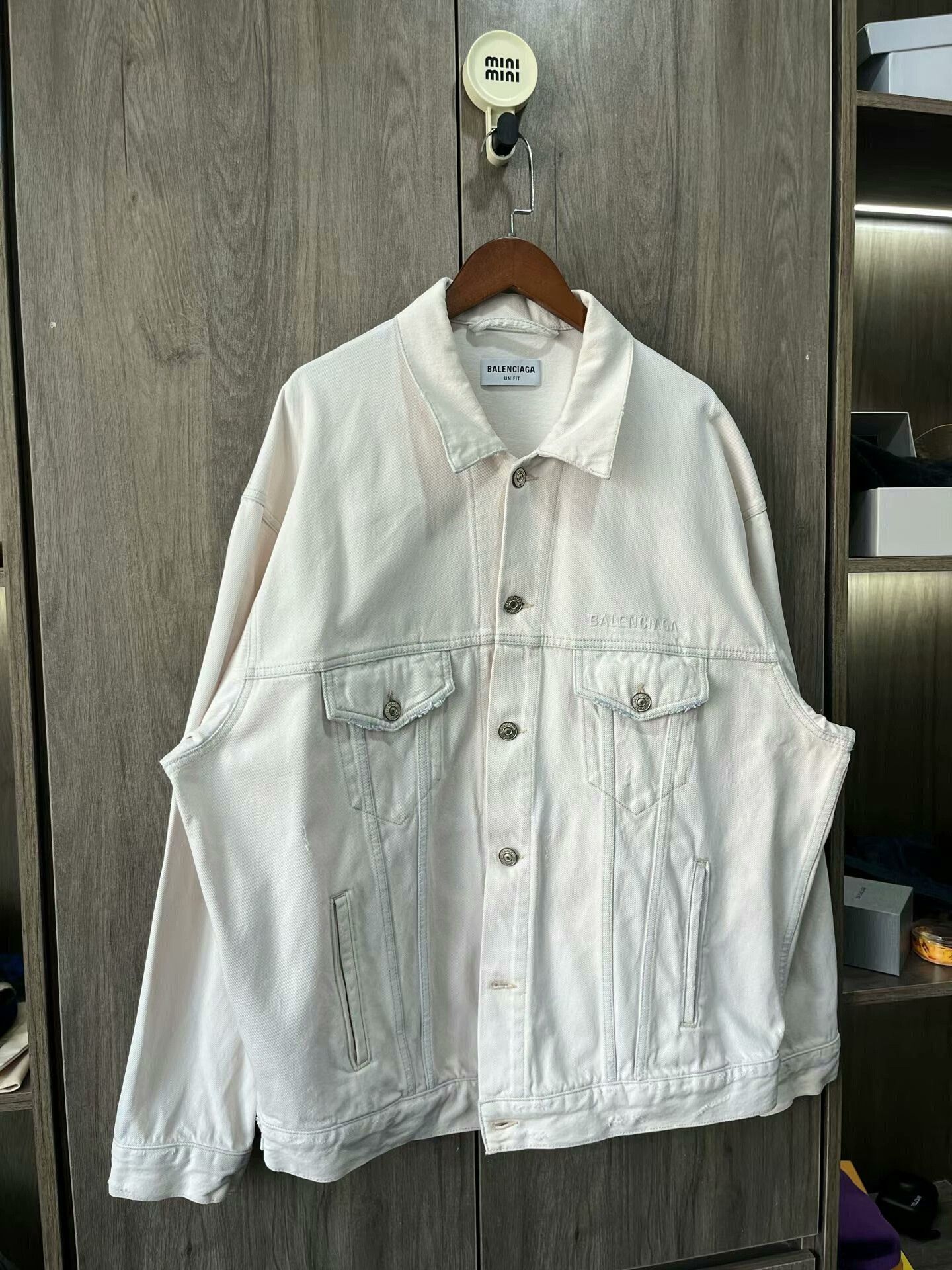 Balenciaga balenciaga white embroidered denim jacket xs Size XS / US 0-2 / IT 36-38 - 1 Thumbnail