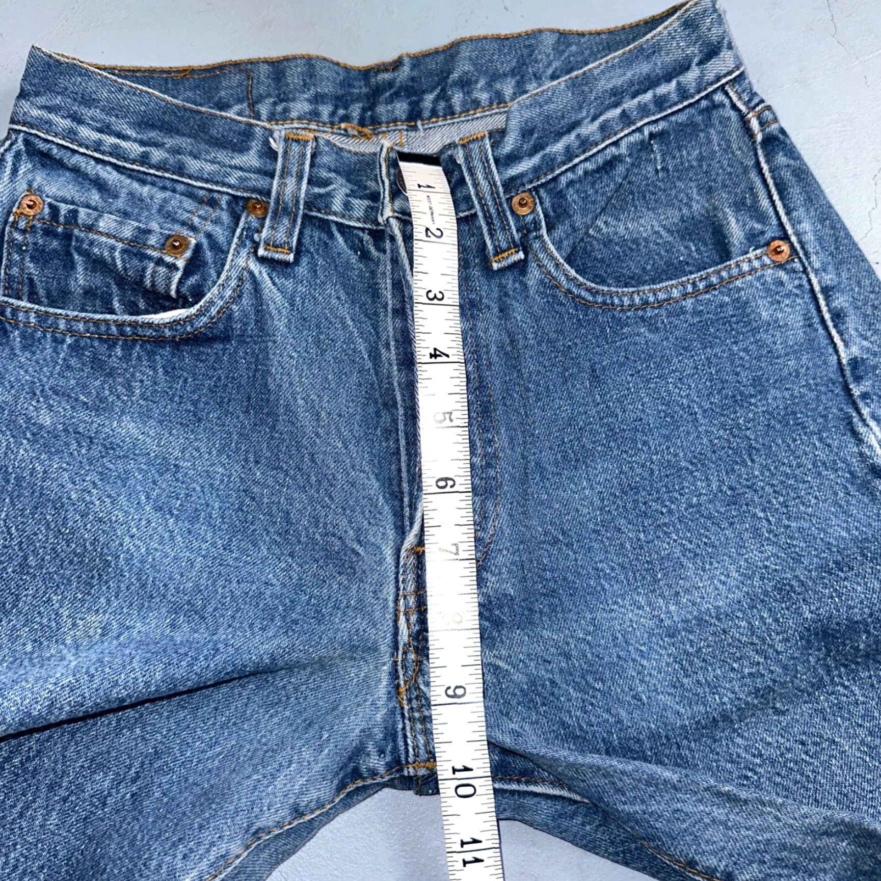 Levi's VINTAGE Levis 501 XX 80s Redline Selvedge USA Jeans Med Wash 27x34 Act 24x30 Size US 27 - 6 Thumbnail
