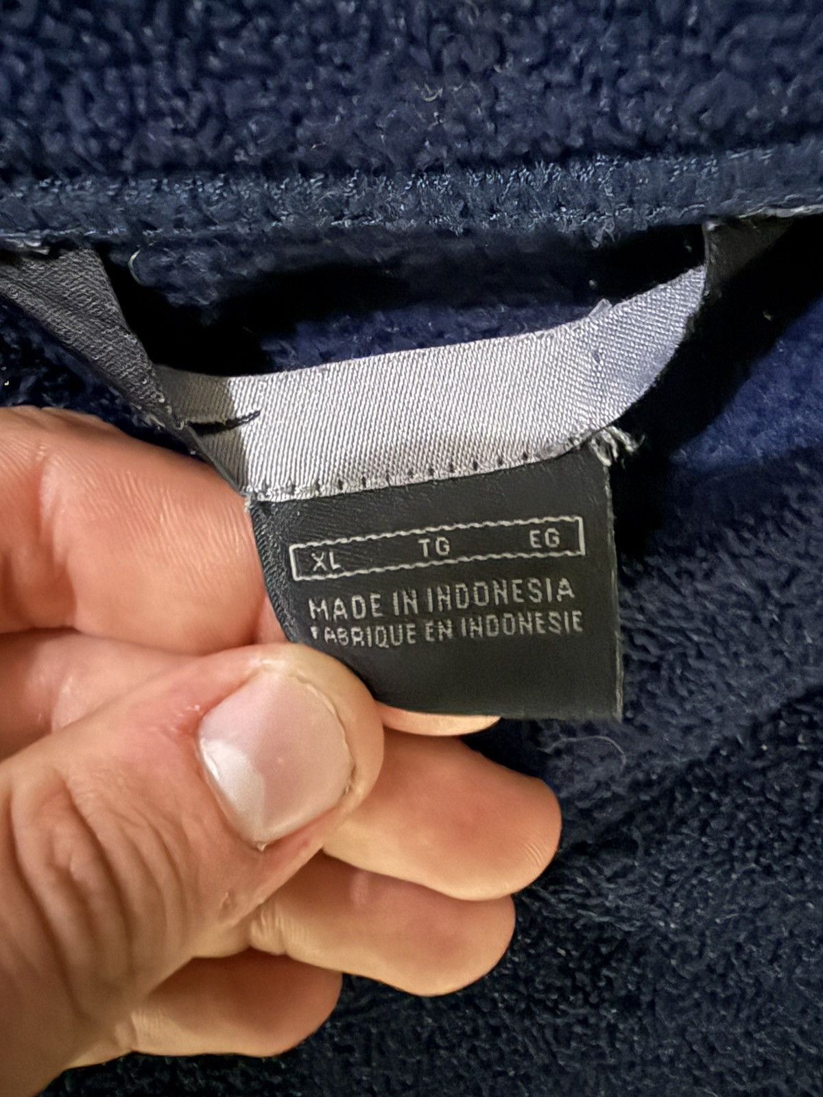 Nike Y2K Fuzzy Nike V-neck Size US XL / EU 56 / 4 - 3 Thumbnail