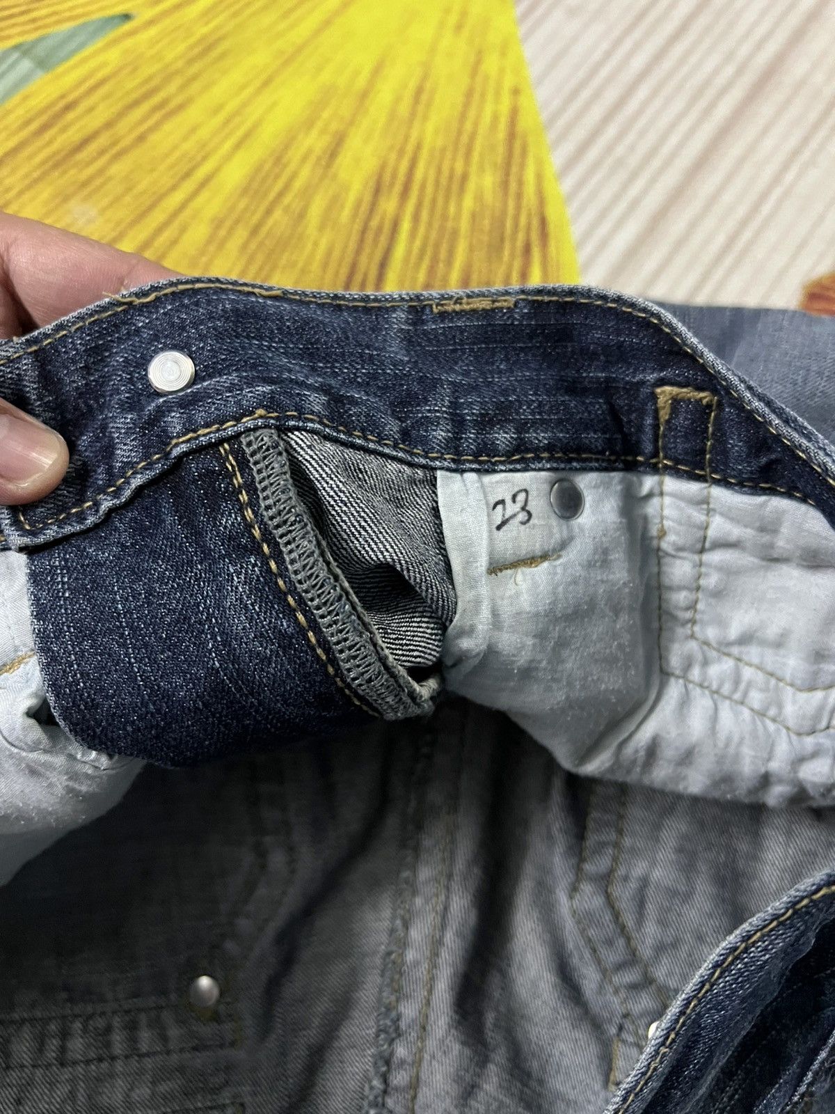 💥FLARE💥VINTAGE 90’s STYLE JAPANESE BRAND DISTRESS JEANS
