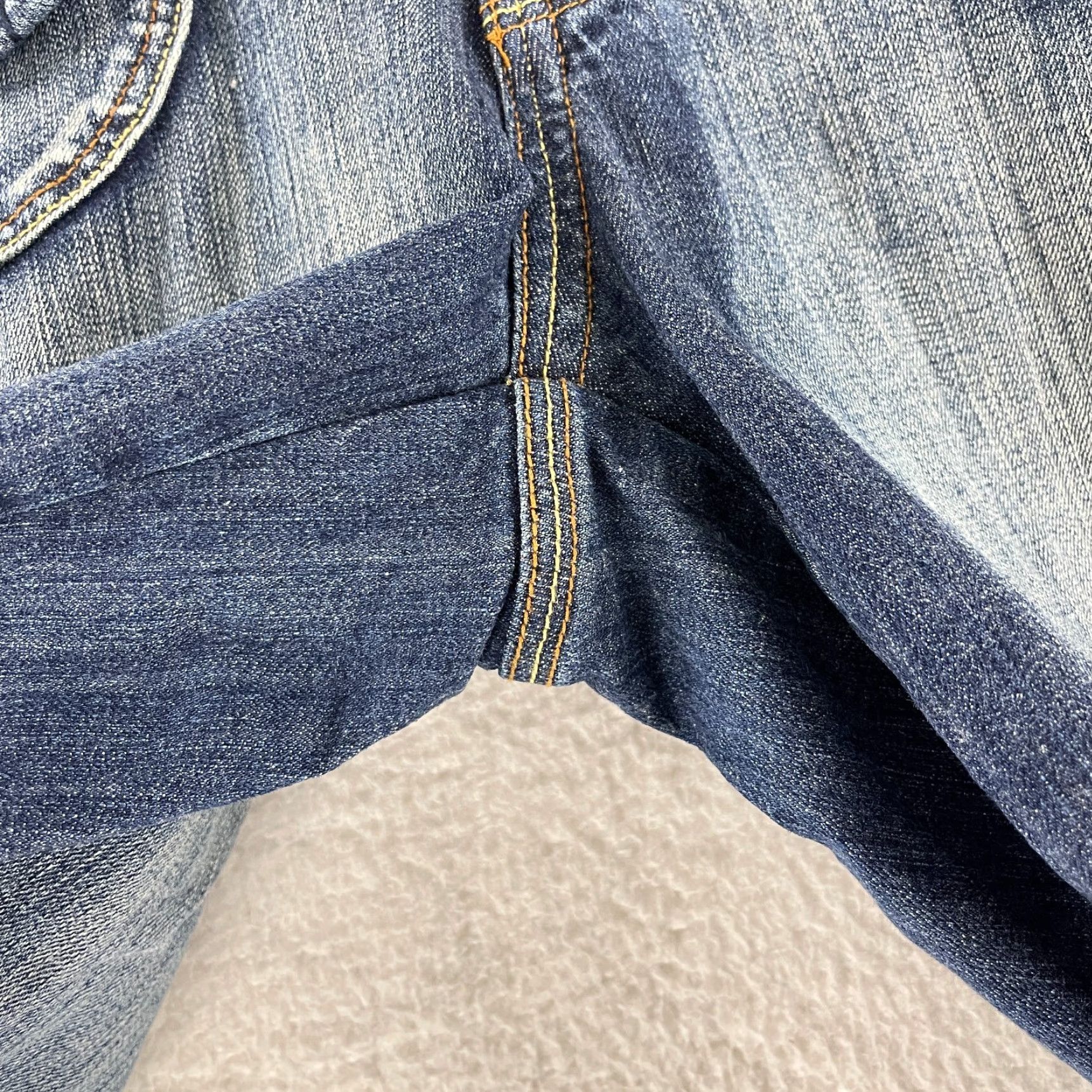 Vintage Request Jeans Jeans Womens Cropped Denim Blue Beaded Embroidered Size 14 5-Pocket Regular Rise Mid 23in Inseam 34in Waist Cotton Spandex Casual Pants Size 36" / US 14 / IT 50 - 6 Thumbnail