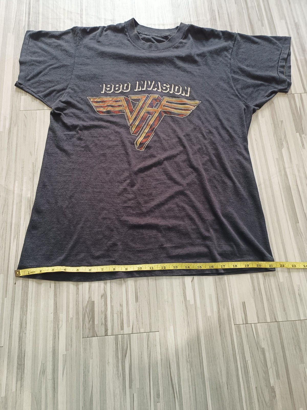 Band Tees × Vintage 1980 Vintage Van Halen Tshirt Size US M / EU 48-50 / 2 - 4 Thumbnail