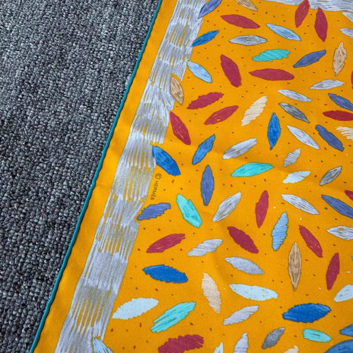 Hermes Hermes Golden Autumn Scarf 99 New 90x90cm Size ONE SIZE - 4 Thumbnail