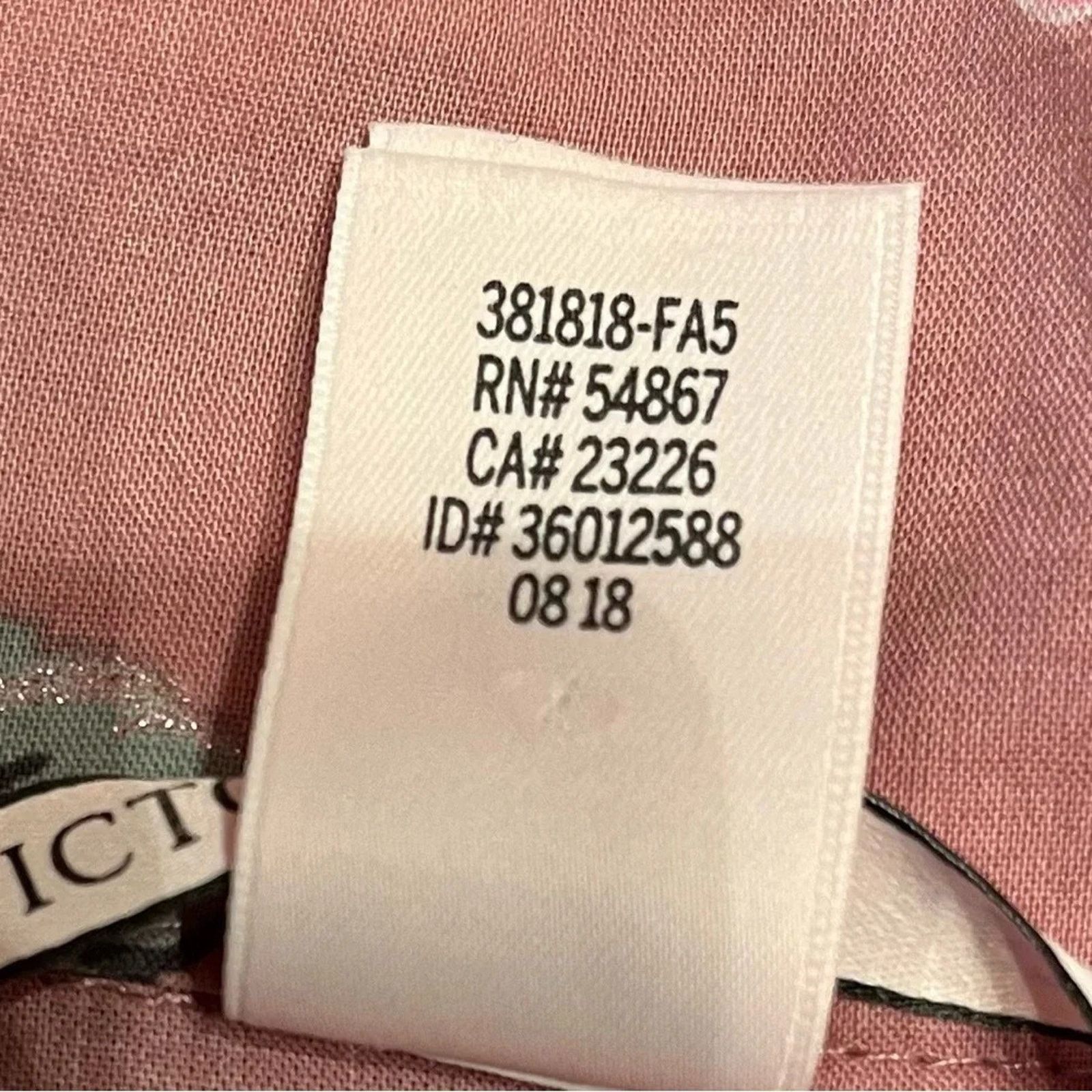 Victoria's Secret Victoria’s Secret pajama top, size Large. Size L / US 10 / IT 46 - 5 Thumbnail