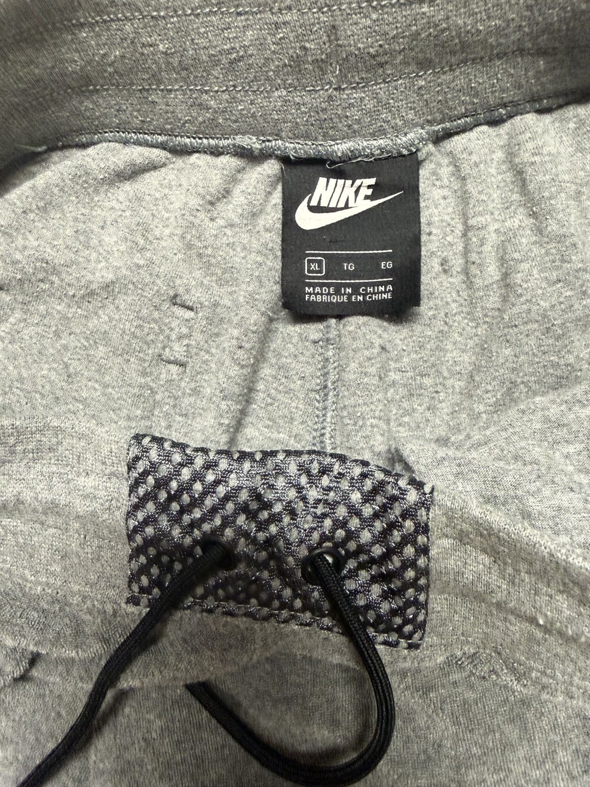 Nike Nike Casual Workout Shorts Grey size XL Extra Large Rare! Size US 38 / EU 54 - 3 Thumbnail