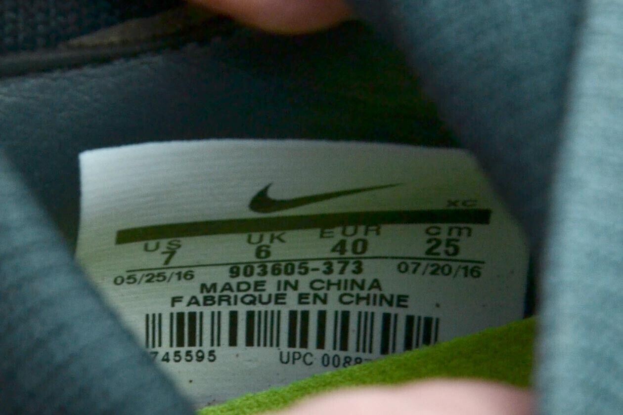 Nike NIKE MERCURIAL VICTORY VI CR7 SOCCER BOOTS CLEATS 2016 US 7 Size US 7.5 / EU 40-41 - 7 Thumbnail