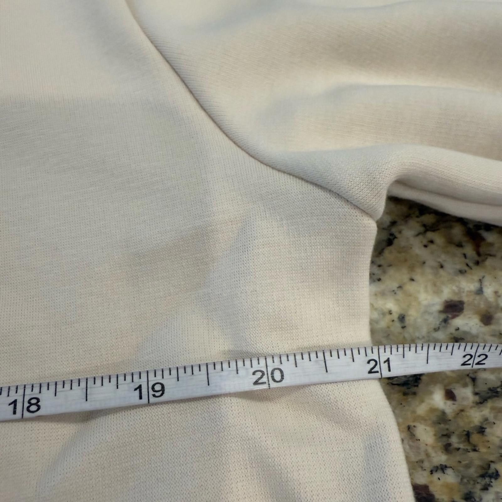 Banana Republic Banana Republic cream fleece lined sweatshirt SZ SM Size S / US 4 / IT 40 - 5 Thumbnail