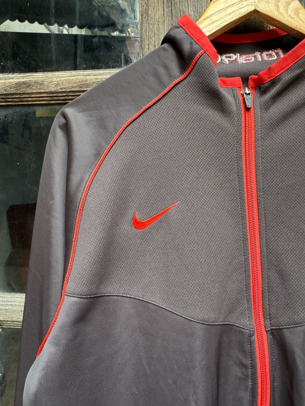 Nike Vintage Nike Total 90 Track Jacket Size US L / EU 52-54 / 3 - 4 Thumbnail