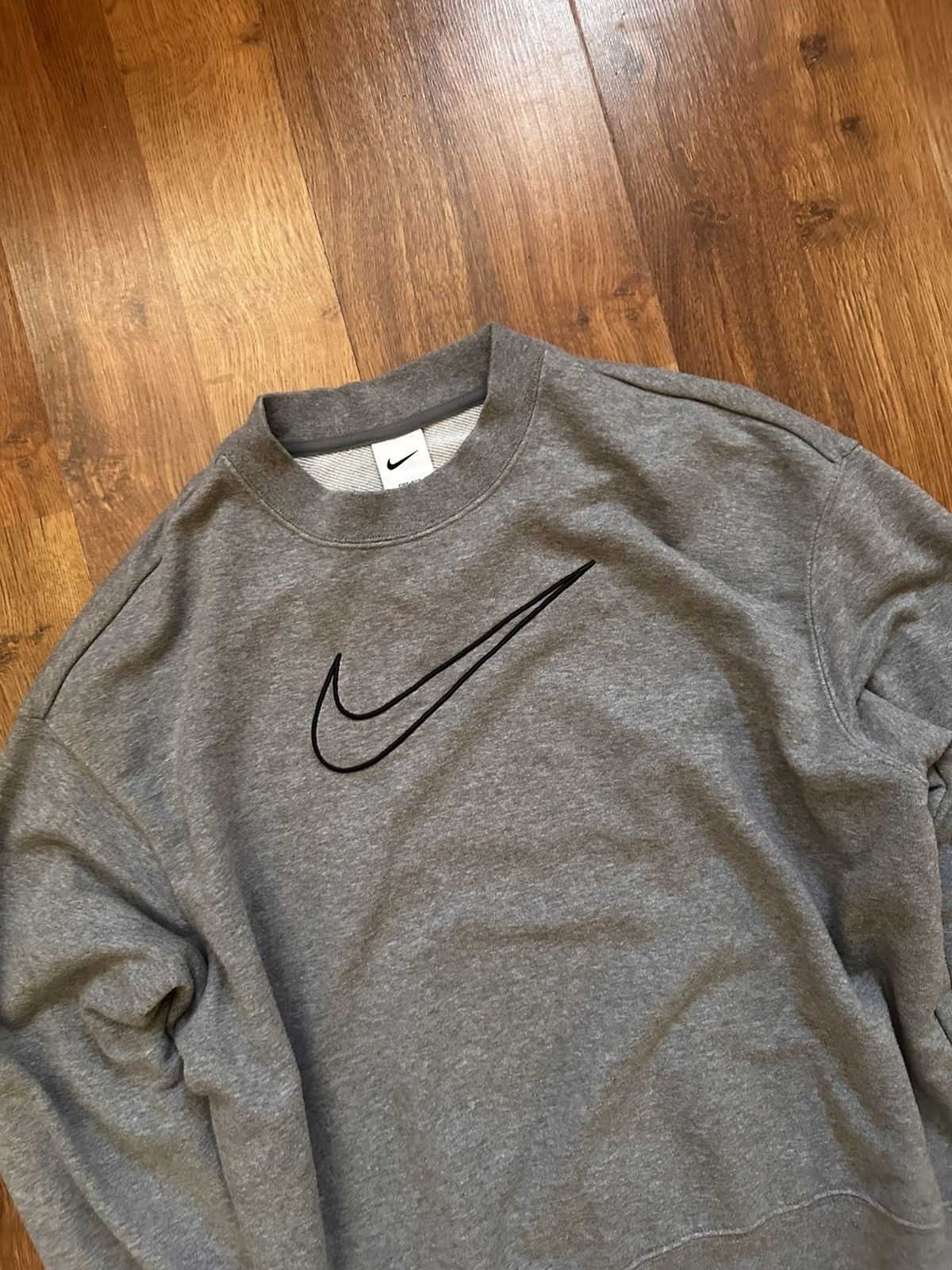 Nike Nike Swoosh Crewneck Sweatshirt – Grey – Size S Vntg Style Size US S / EU 44-46 / 1 - 3 Thumbnail