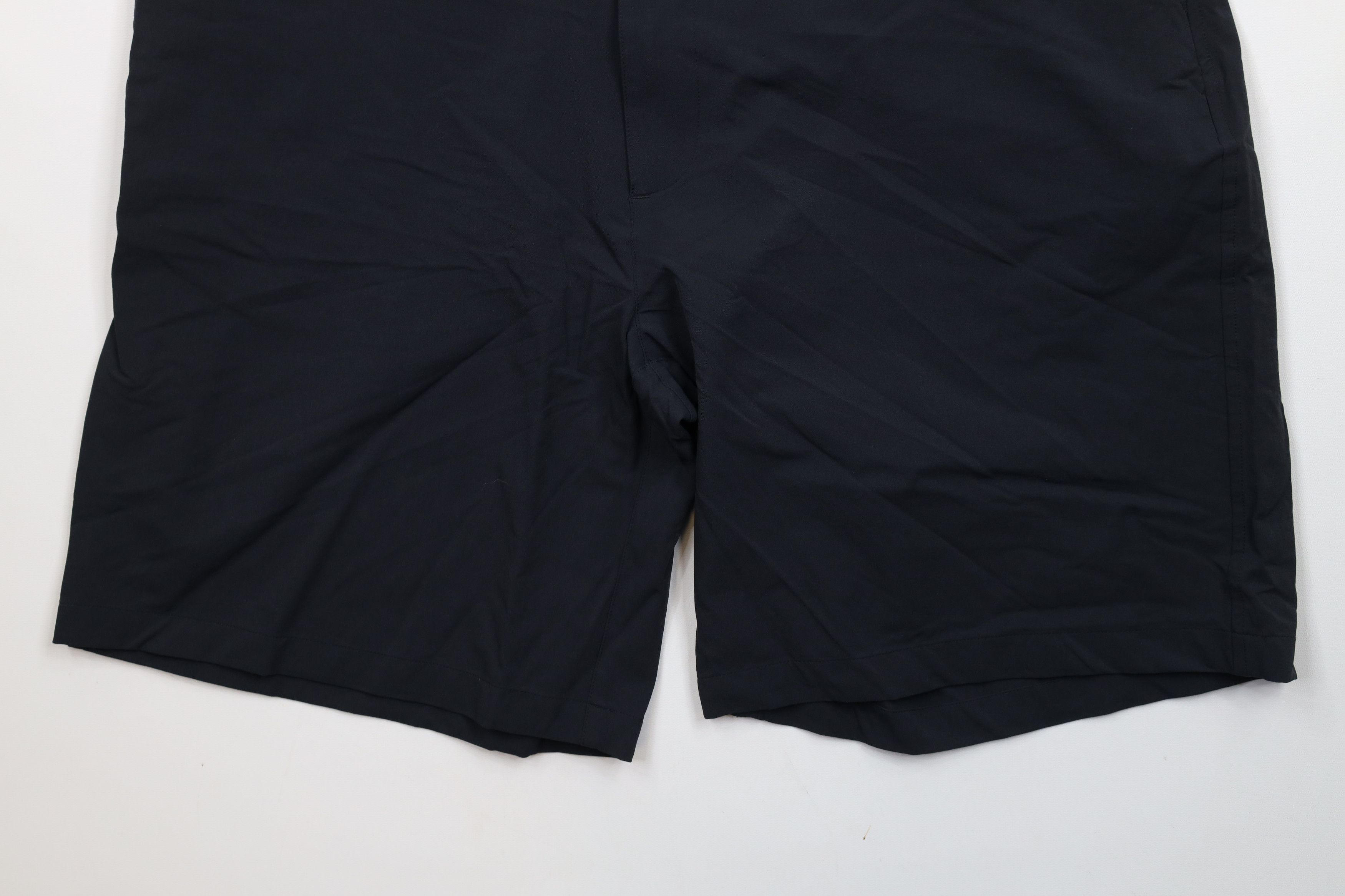 Under Armour × Vintage Vintage Under Armour Front Tech Golfing Golf Chino Shorts Size US 38 / EU 54 - 4 Thumbnail