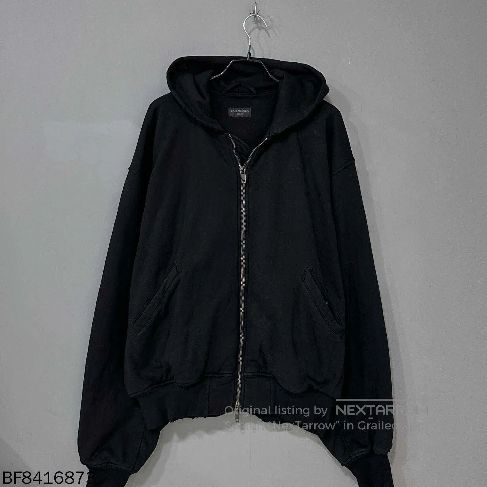 Balenciaga Balenciaga 24FW Reversed Logo Zip Hoodie. Size US S / EU 44-46 / 1 - 1 Thumbnail