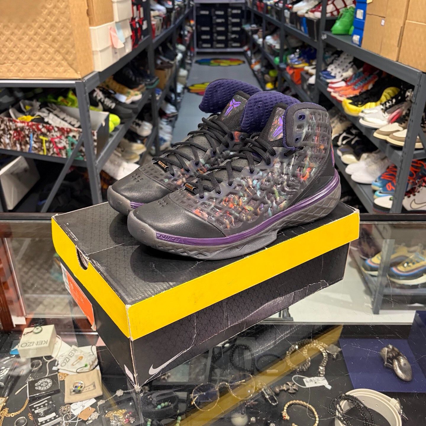 Nike Nike Purple Lowtop Sneakers 10.5 Men Size US 10.5 / EU 43-44 - 1 Thumbnail