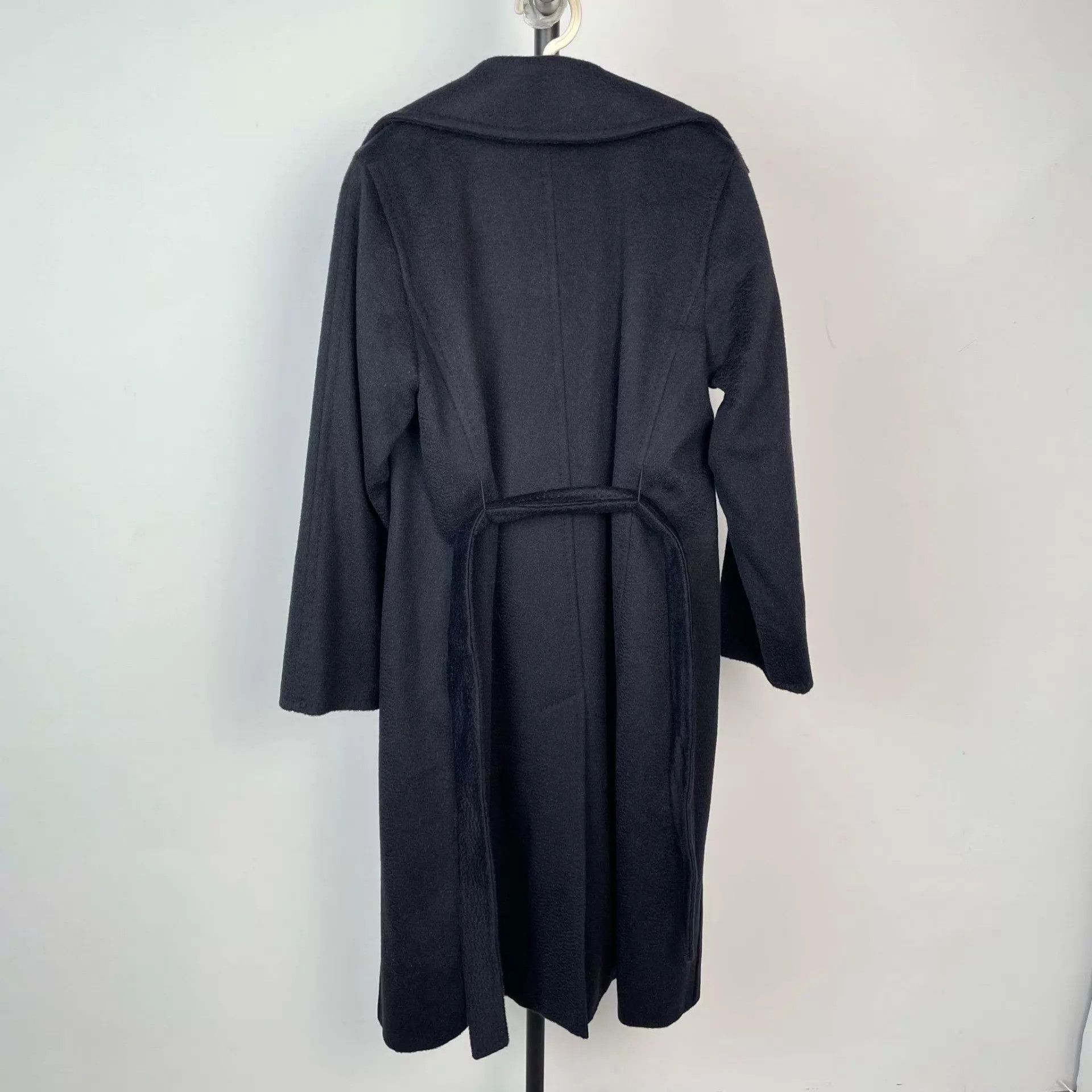 Max Mara Maxmara Women's Wool Coat Black 155/80A Size XS / US 0-2 / IT 36-38 - 2 Thumbnail