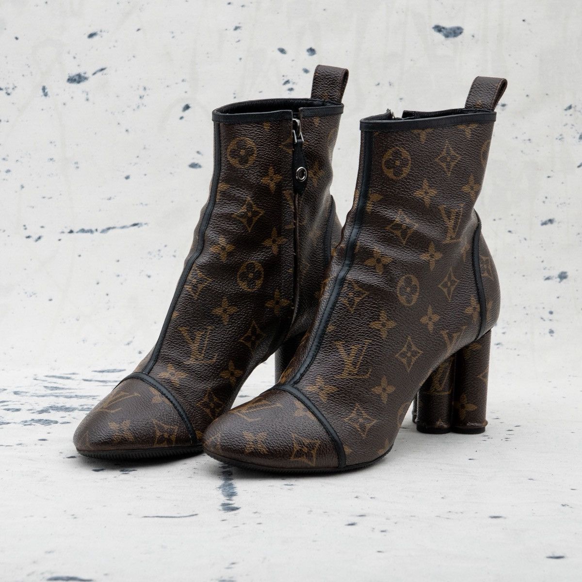 Vintage Louis Vuitton Monogram Logo Brown Leather Heel Shoes Boots, Women's (Size 7.5)