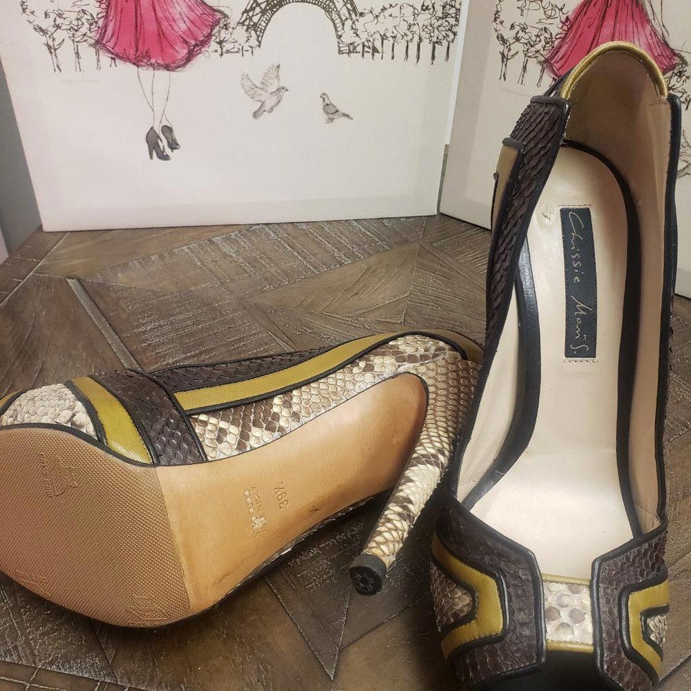 Designer Chrissie Morris Python Leather Pumps Size US 9.5 / IT 39.5 - 7 Thumbnail