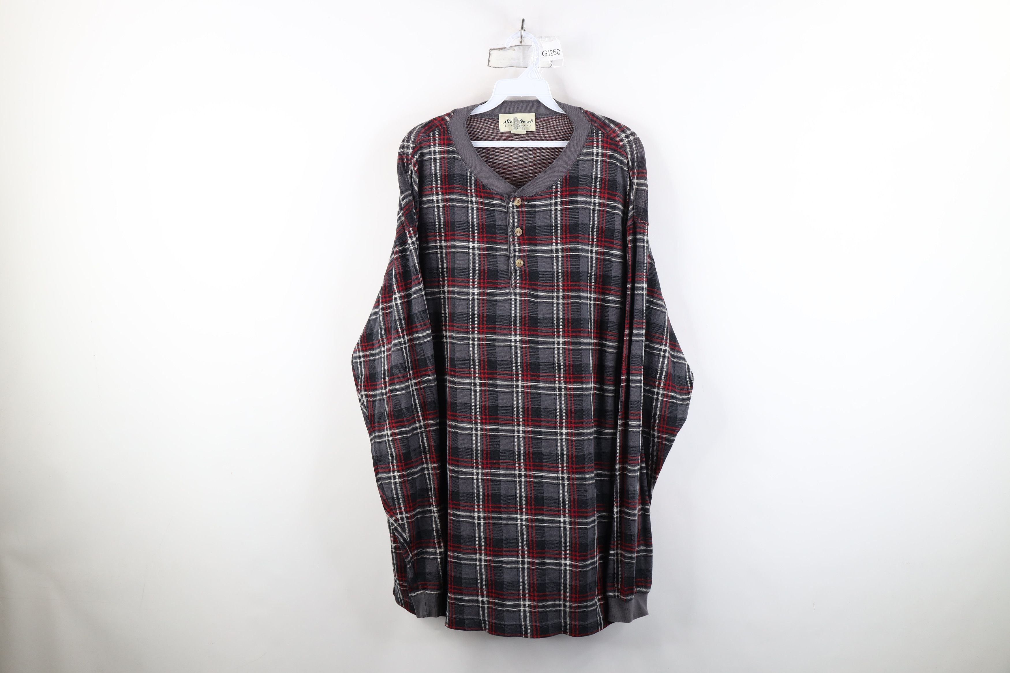 Eddie Bauer Vintage 90s Eddie Bauer Long Sleeve Henley T-Shirt Plaid Size US L / EU 52-54 / 3 - 1 Thumbnail