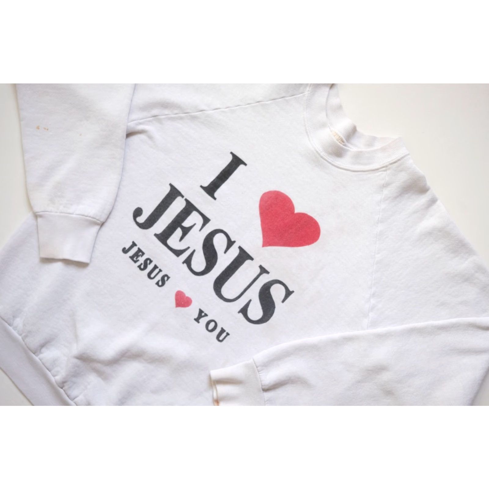 Fruit Of The Loom VINTAGE Fruit of the Loom I LOVE JESUS White Crewneck Sweatshirt Sweatshirt SZ L Mens 90s USA Made Crew Neck Jesus White Size US L / EU 52-54 / 3 - 5 Thumbnail