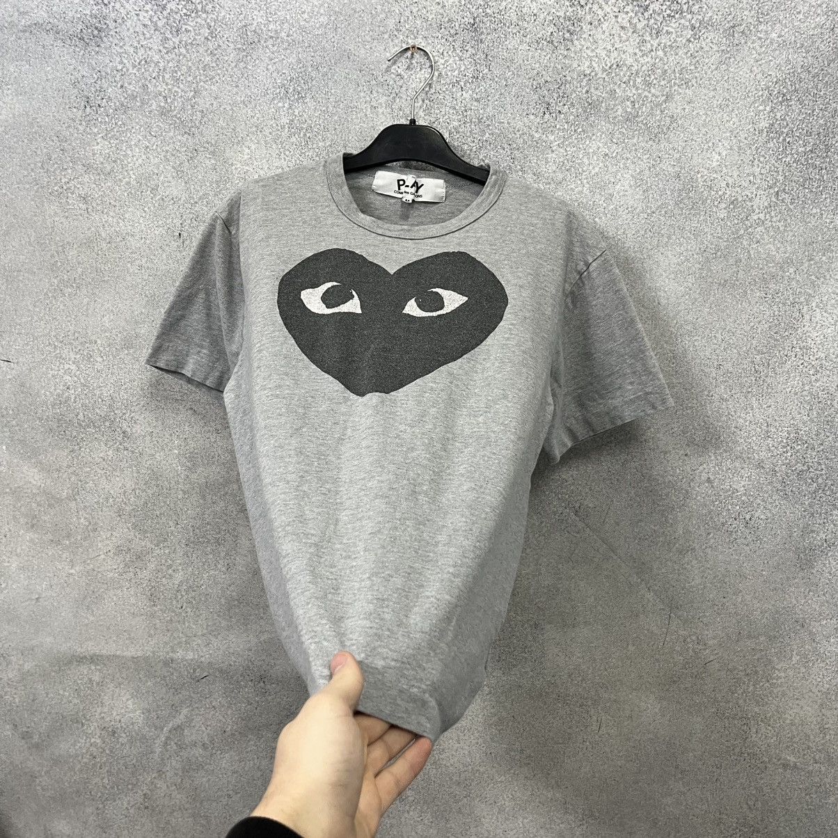 Comme des Garcons PLAY Play Comme des Garçons T-Shirt Big Logo Grey Size M Size US M / EU 48-50 / 2 - 5 Thumbnail