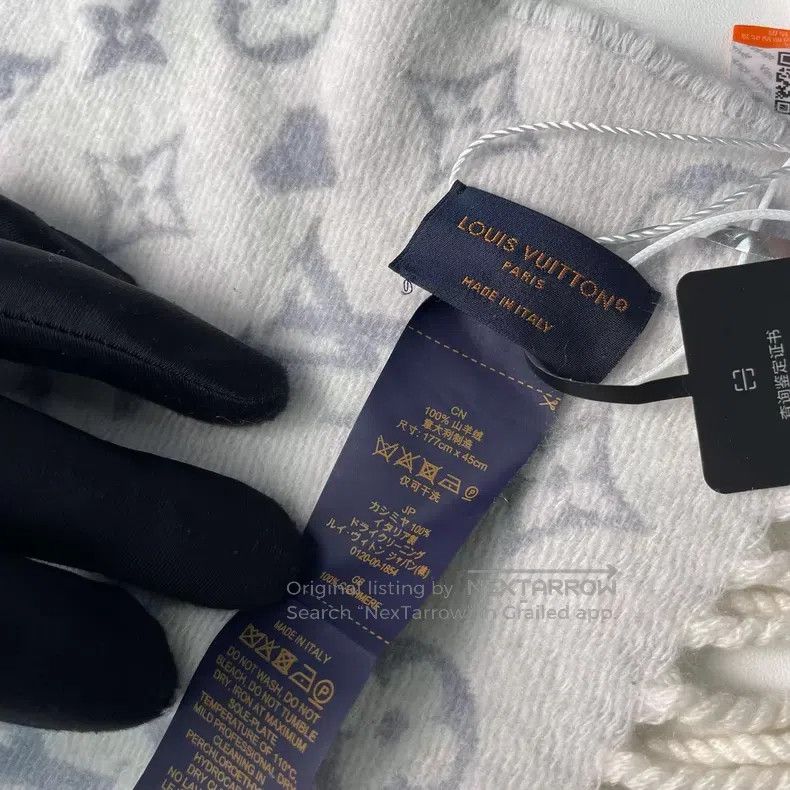 Louis Vuitton Louis Vuitton Grey cashmere full print love presbyopia tas Size ONE SIZE - 7 Thumbnail