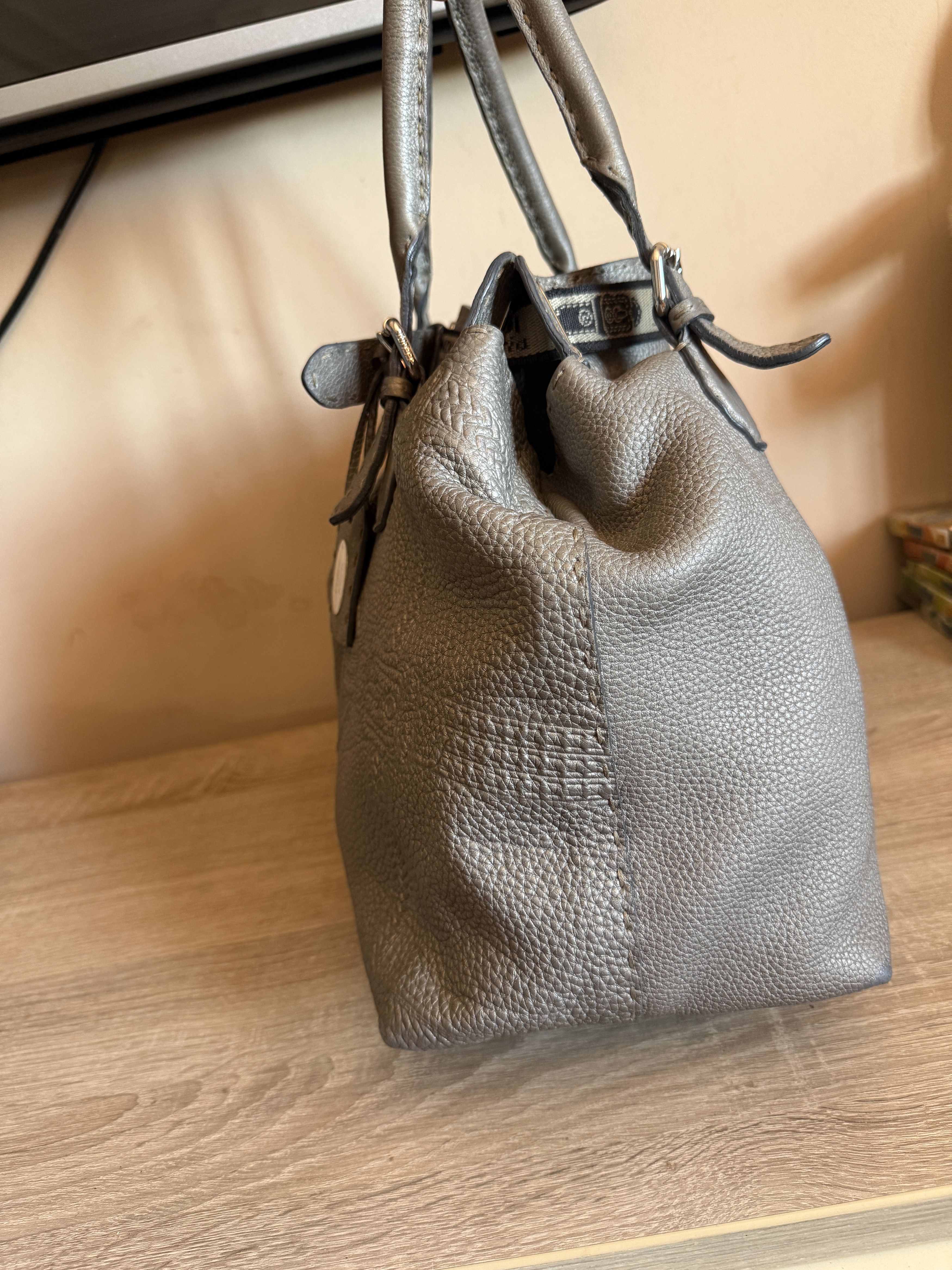 Fendi Fendi Selleria Handbag horse embossed silver gray Size ONE SIZE - 4 Thumbnail