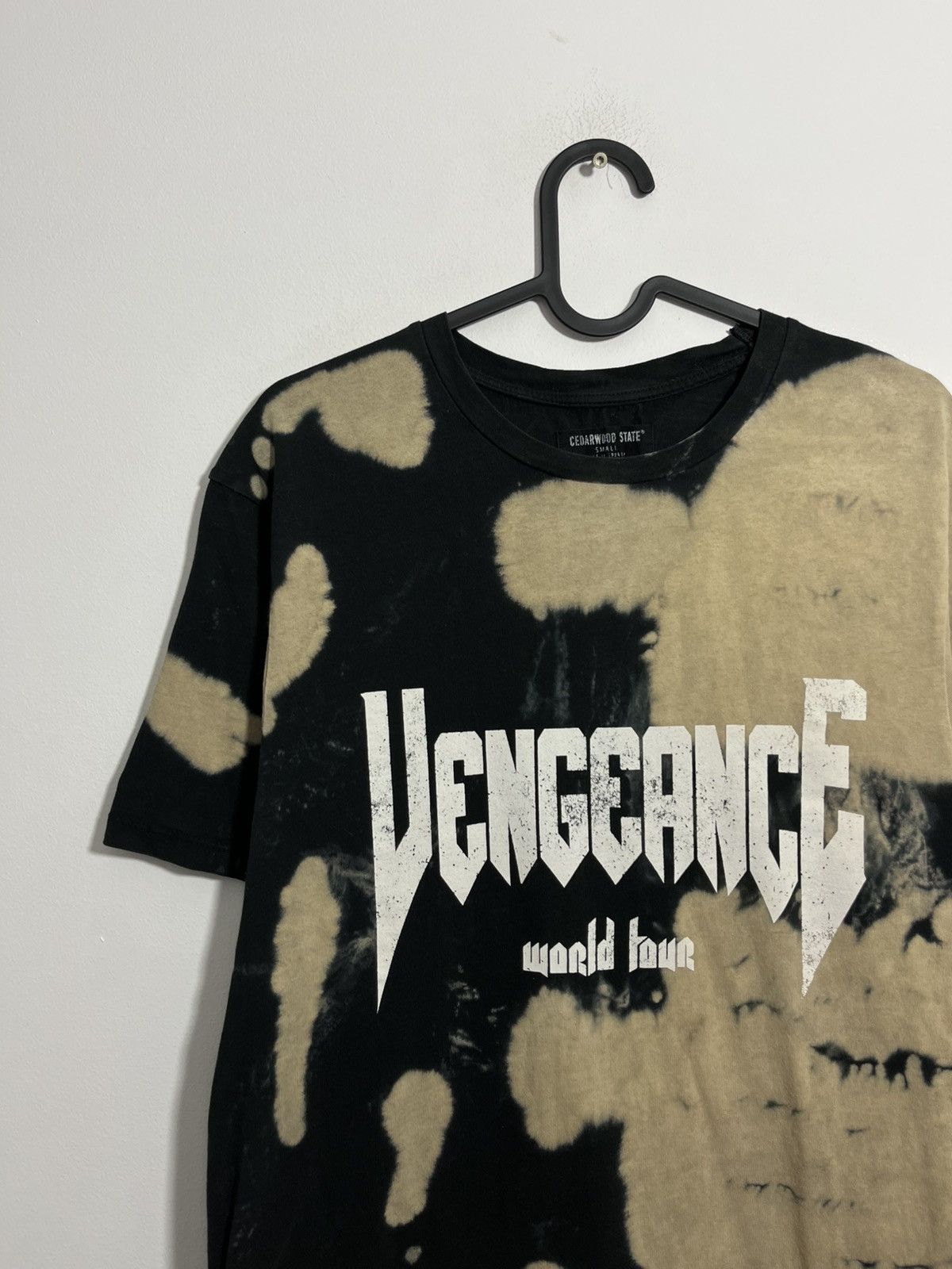 Band Tees × Vintage Vengeance 00s Vintage World Tour Band Rock Metal Bleached Size US S / EU 44-46 / 1 - 3 Thumbnail