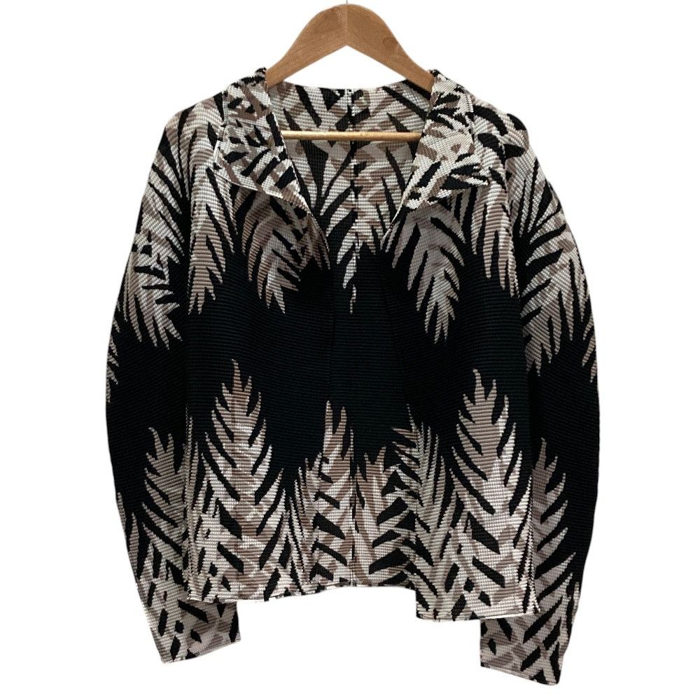 Issey Miyake Issey Miyake Issey Miyake Me Pleated Cardigan Textile Tops MI51FO611 DUTY FREE for USA Size ONE SIZE - 1 Thumbnail
