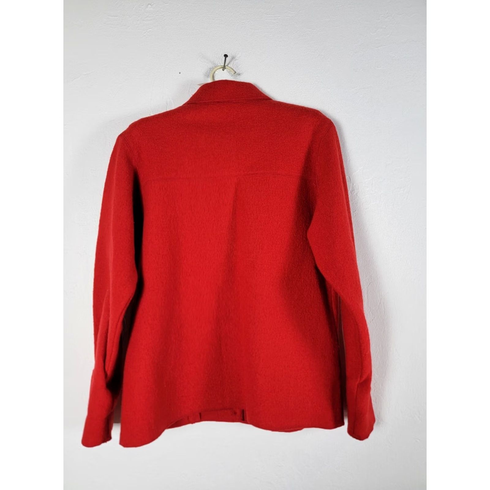 Vintage VINTAGE Shaver Lake Womens 100% Wool Red Button-Down Shirt Jacket Small Holiday Shirt Jacket Womens Red 80s 90s Jeans Formal Casual Mens Womens Size S / US 4 / IT 40 - 2 Thumbnail