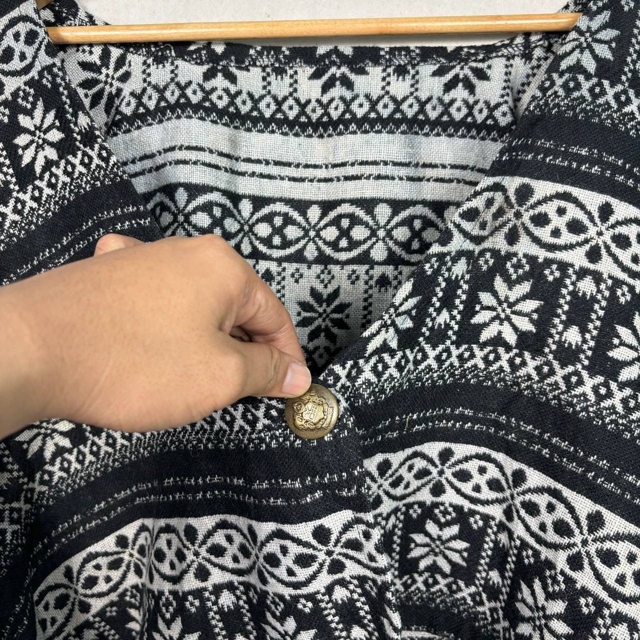 Cloak × Native Vintage Native Navajo Knitted Poncho Cloaks Capes Size US M / EU 48-50 / 2 - 4 Thumbnail