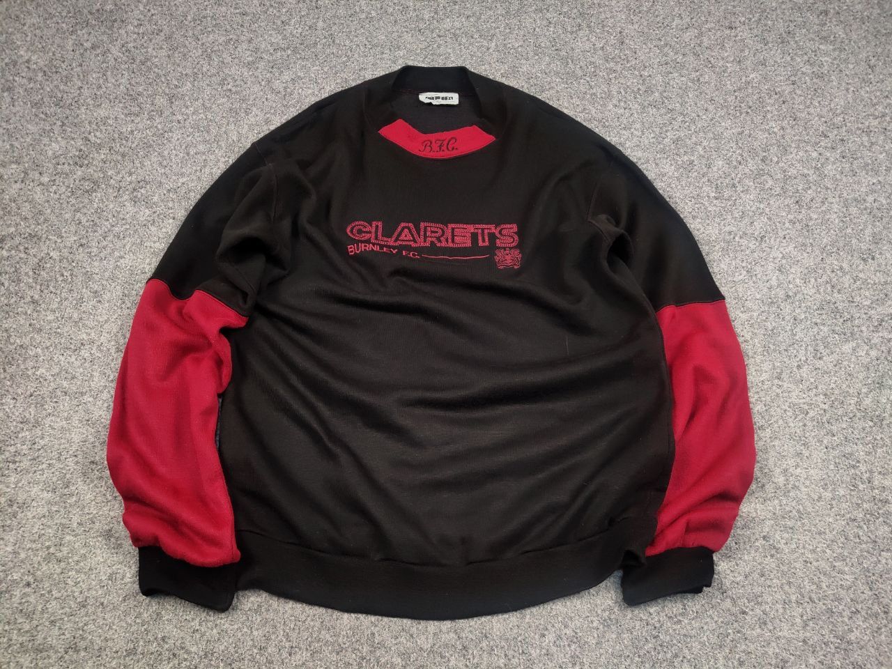 Japanese Brand Vintage Burnley football Club Authentic Clarets Sweatshirt Size US M / EU 48-50 / 2 - 2 Thumbnail